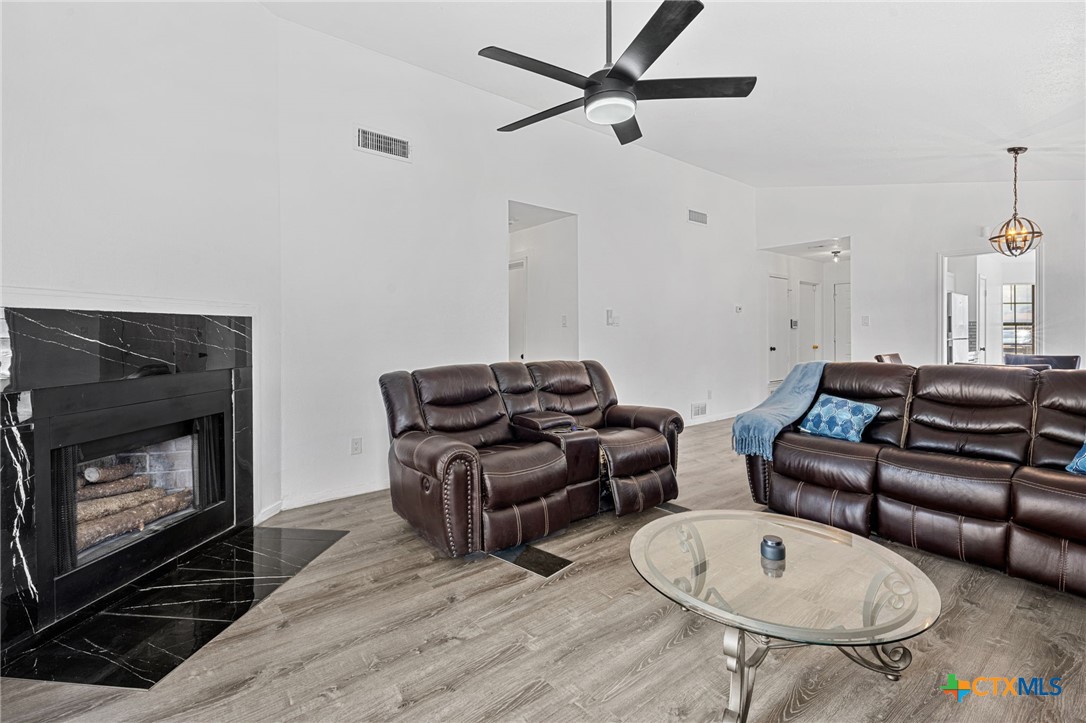 3205 Green Valley Drive Property Photo 7