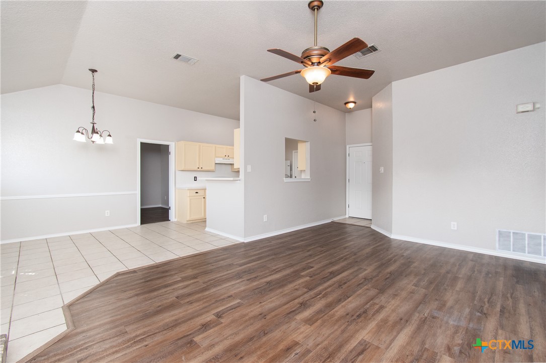 7205 Klein Drive Property Photo 4