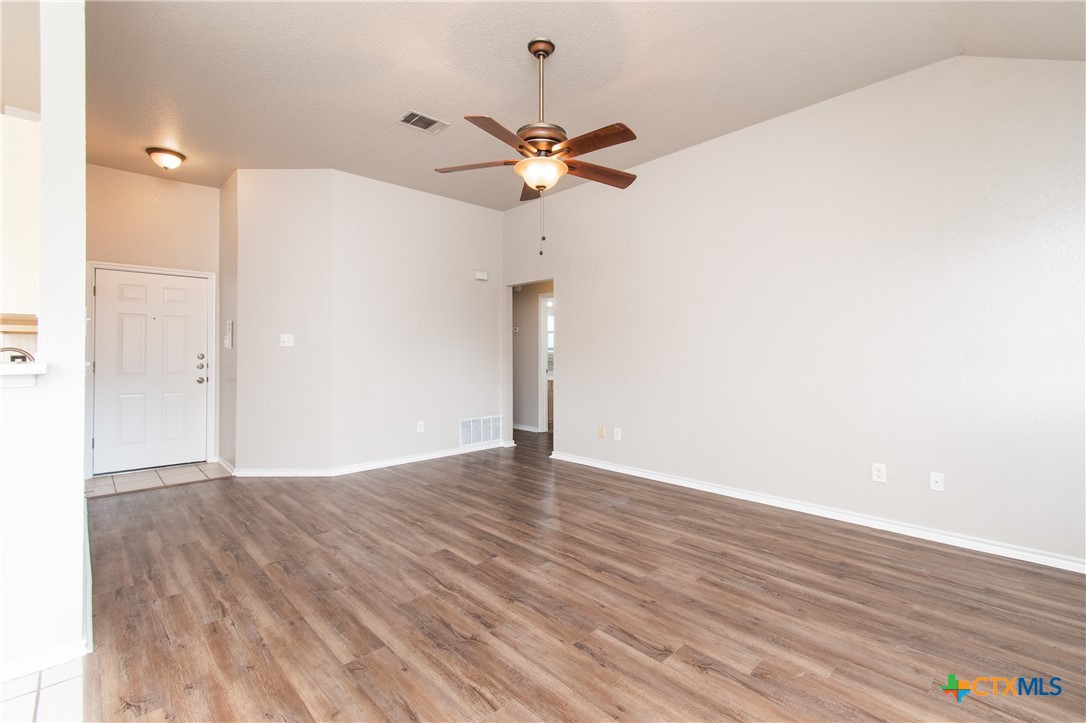 7205 Klein Drive Property Photo 5