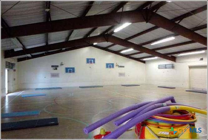 2200 Trimmier Road Property Photo 11