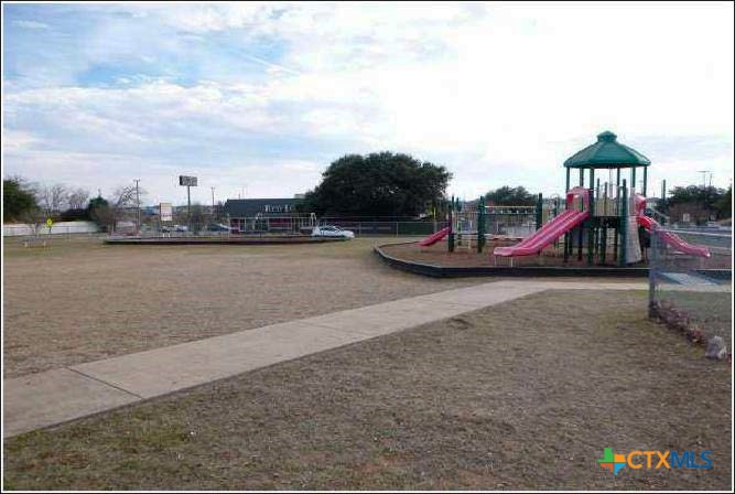 2200 Trimmier Road Property Photo 12