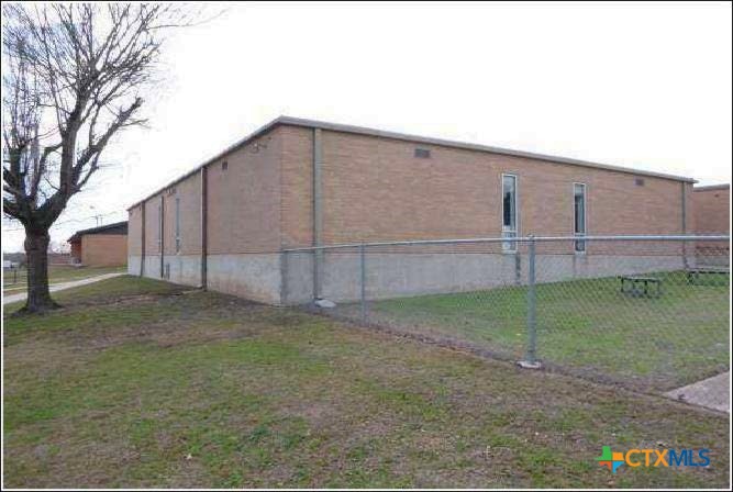 2200 Trimmier Road Property Photo 15