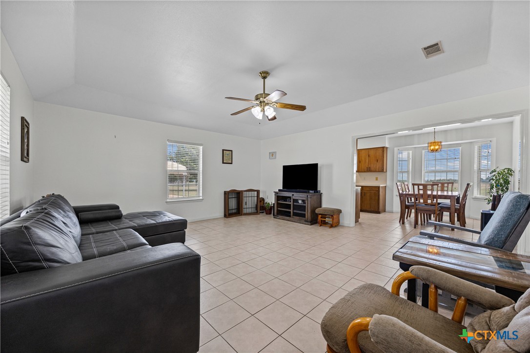 403 County View Road Property Photo 6