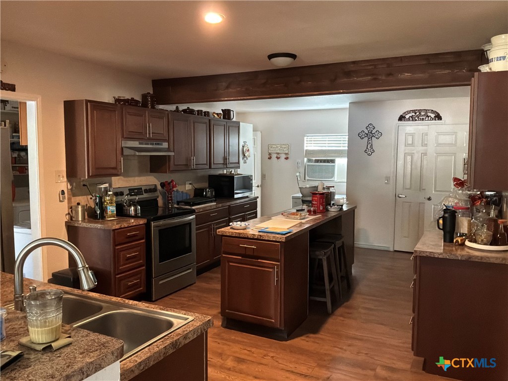 624023 Property Photo 3