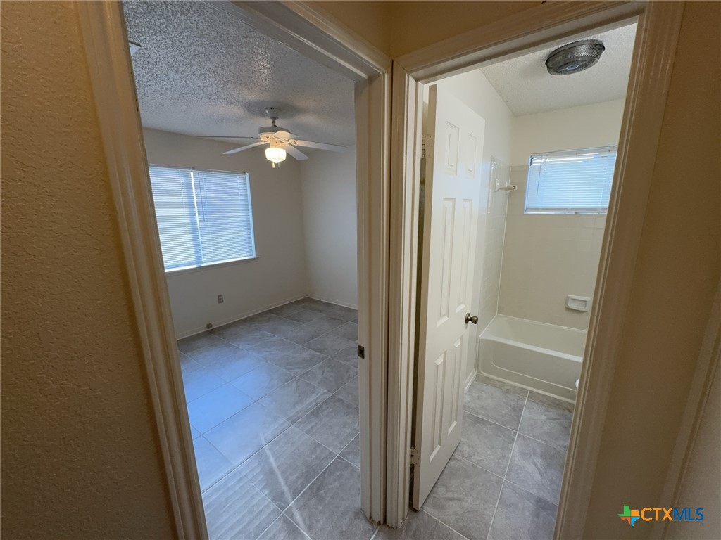 3202 Honeysuckle Drive Property Photo 14