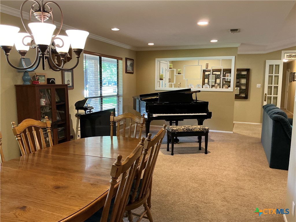 2802 E Good Shepherd Drive Property Photo 8