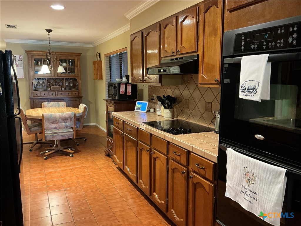 2802 E Good Shepherd Drive Property Photo 10