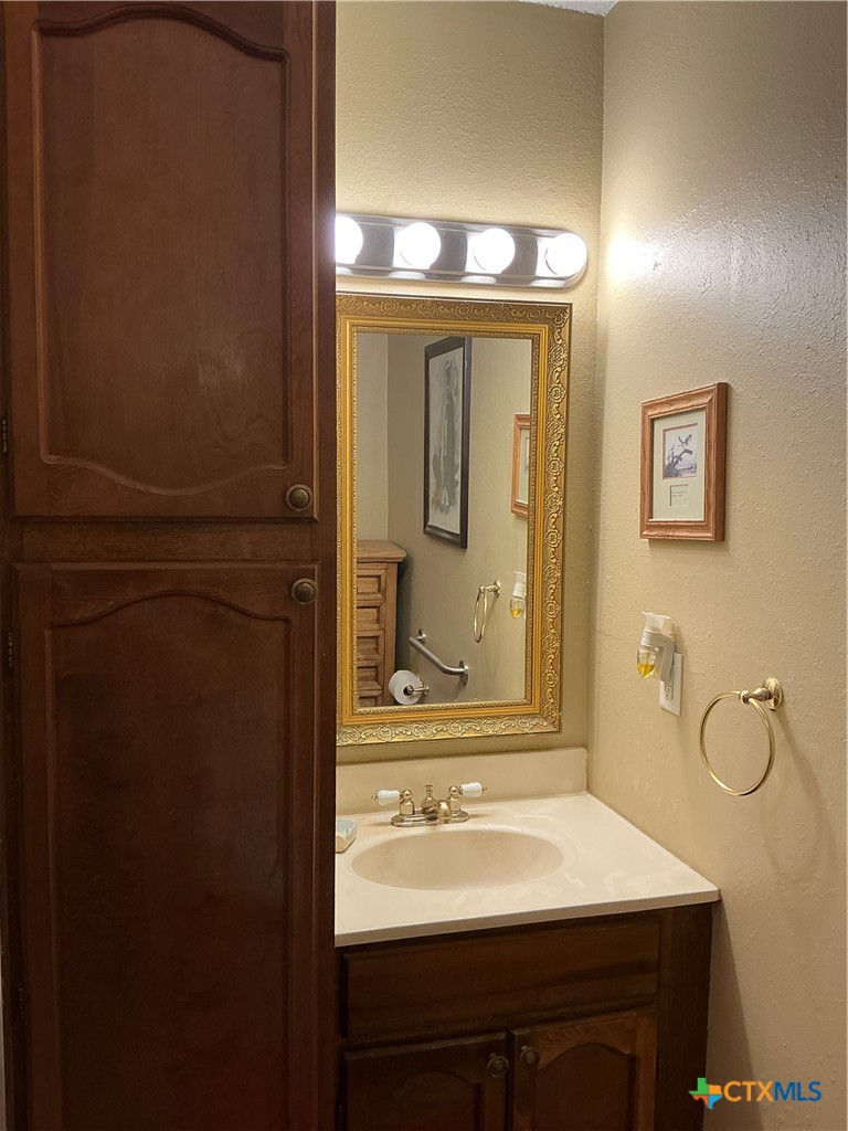 2802 E Good Shepherd Drive Property Photo 15