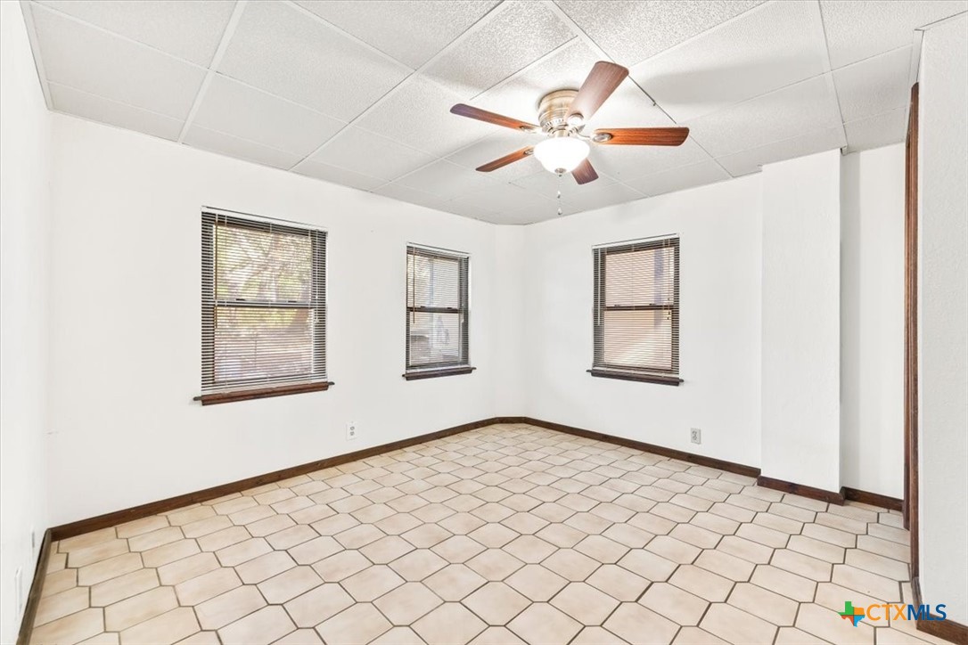 781 Lookout Drive Property Photo 13