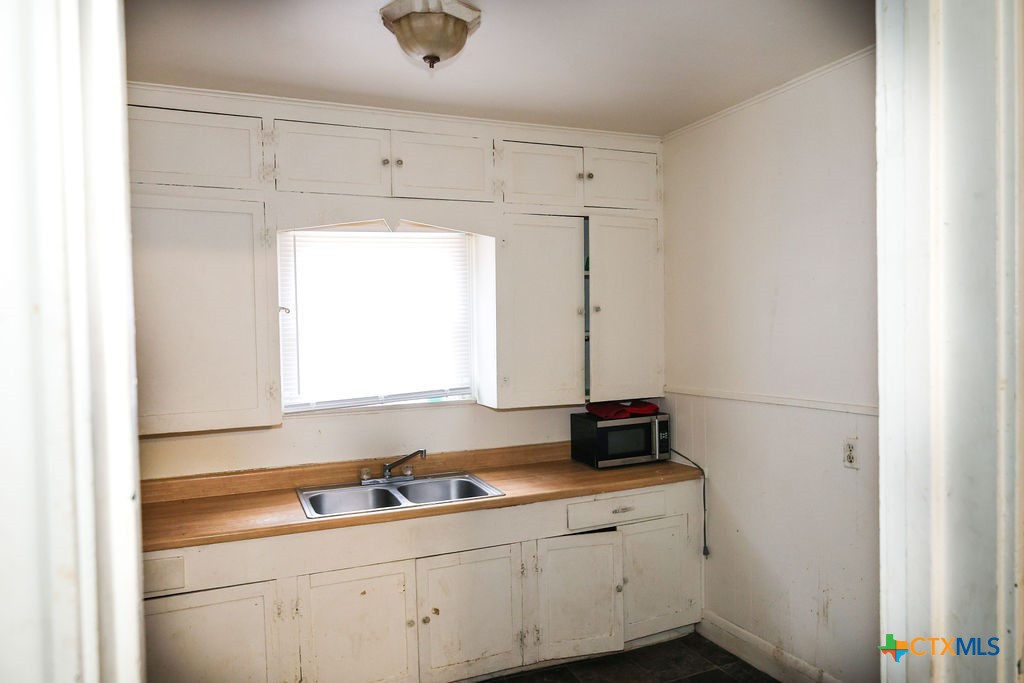506 Krause Street Property Photo 7