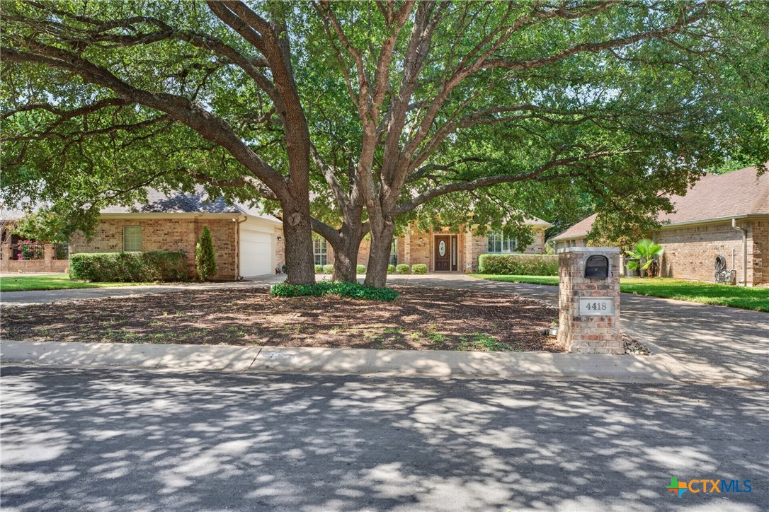 4418 Sunflower Lane Property Photo 1