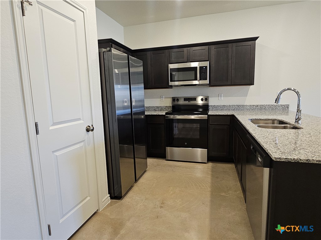 1262 Lehmann B Property Photo 5