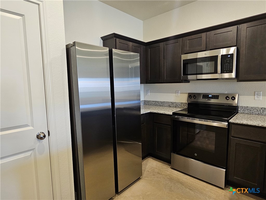 1262 Lehmann B Property Photo 6