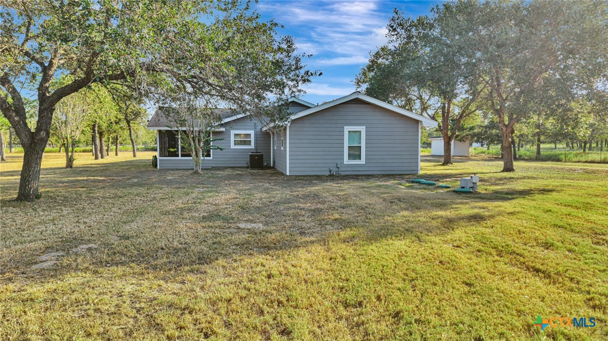 351 Sulphur Estates Rd Property Photo 7