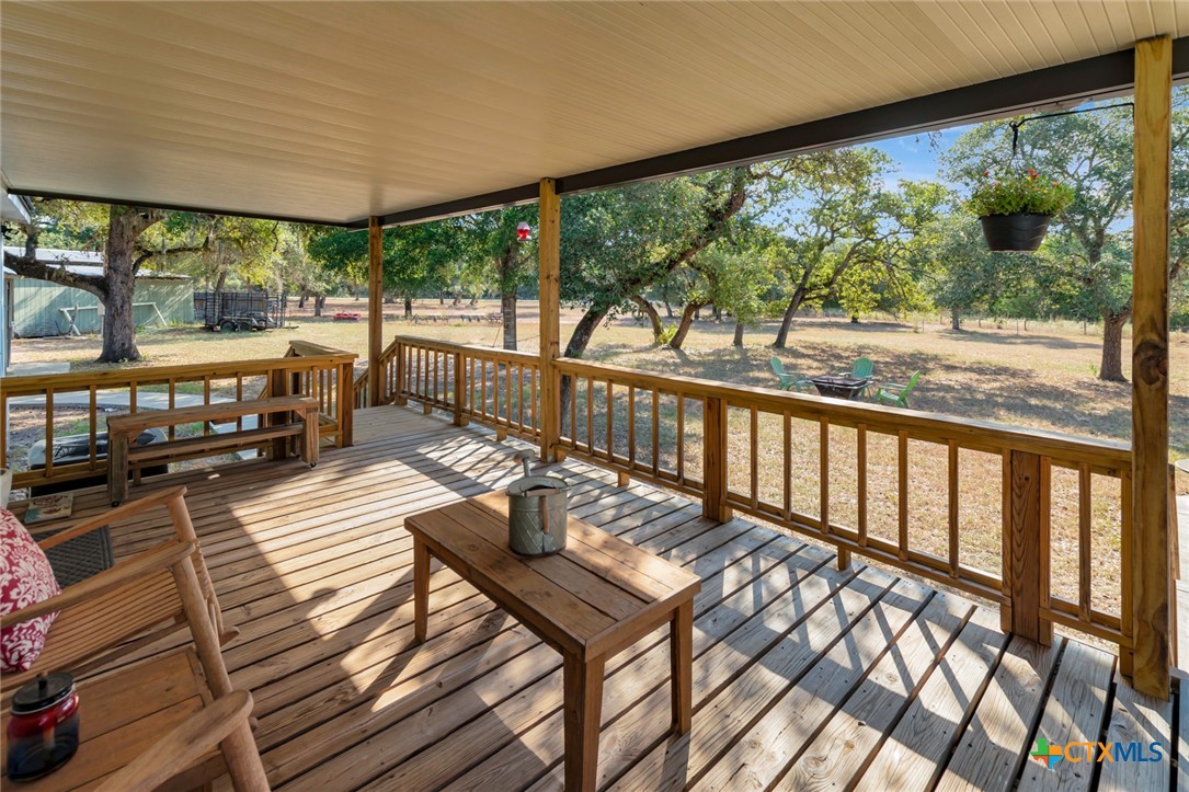 1079 Private Road 1051 Property Photo 4