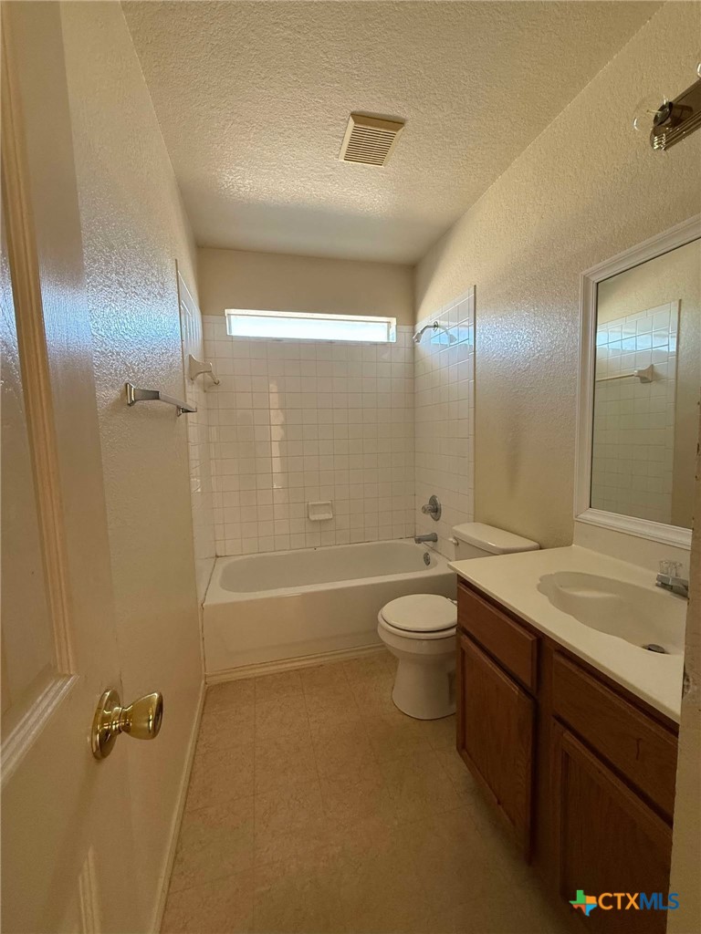 3307 Hereford Apt D Lane Property Photo 7