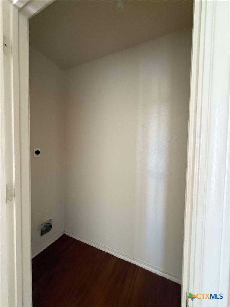 3307 Hereford Apt D Lane Property Photo 8
