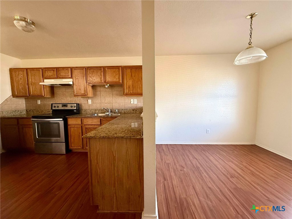 3307 Hereford Apt D Lane Property Photo 12
