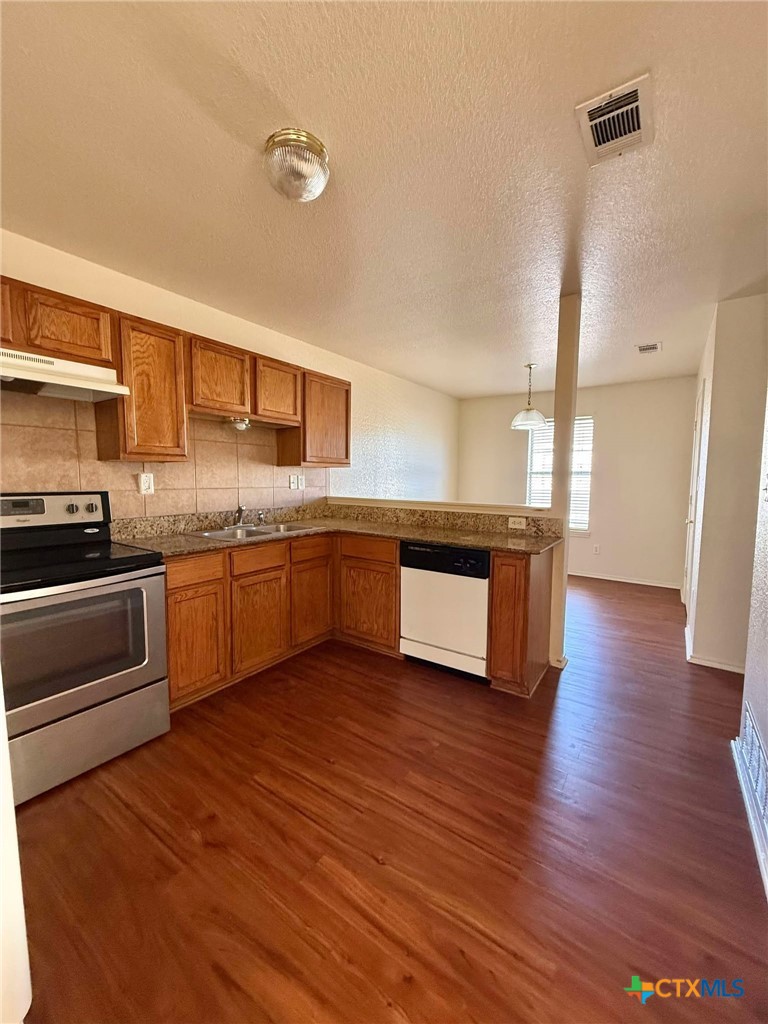 3307 Hereford Apt D Lane Property Photo 13