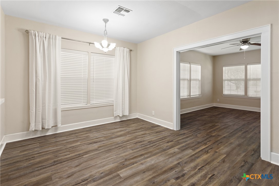 1903 E North Street Property Photo 8