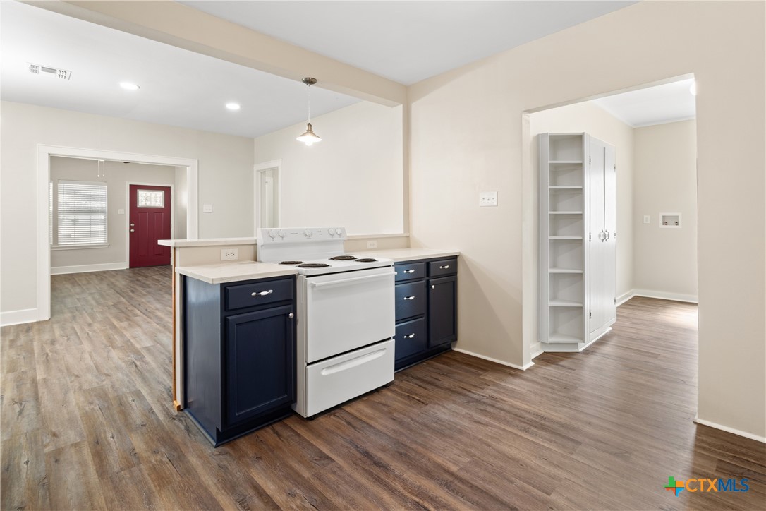 1903 E North Street Property Photo 9