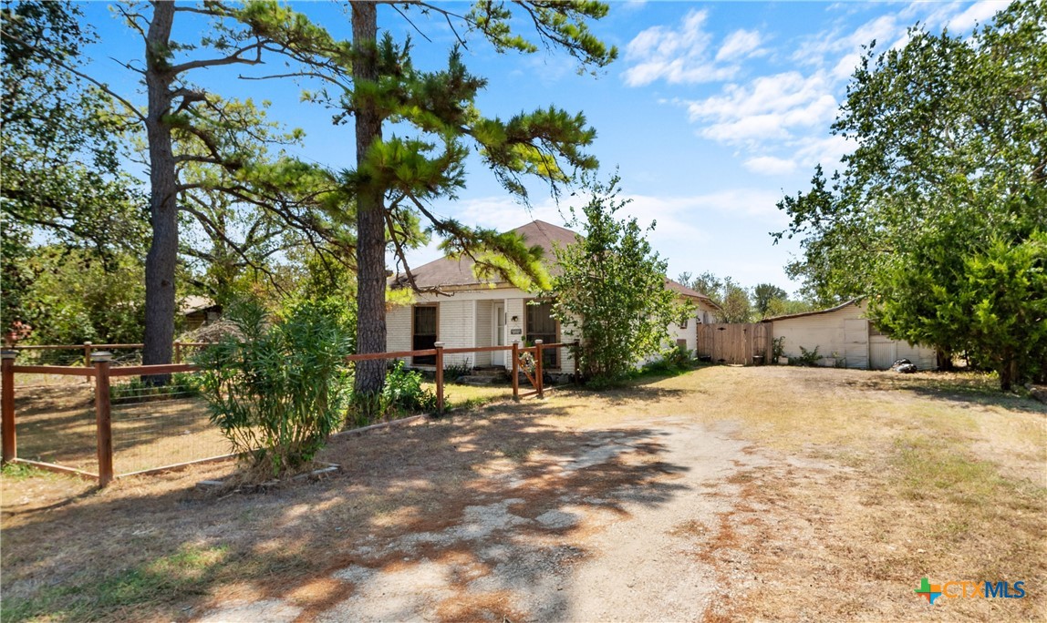 1307 W Mesquite Property Photo 1