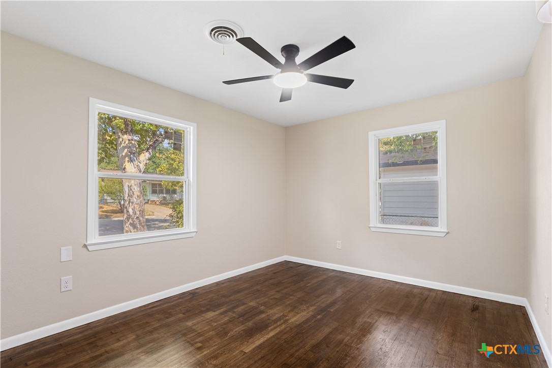 805 Hill Street Property Photo 22