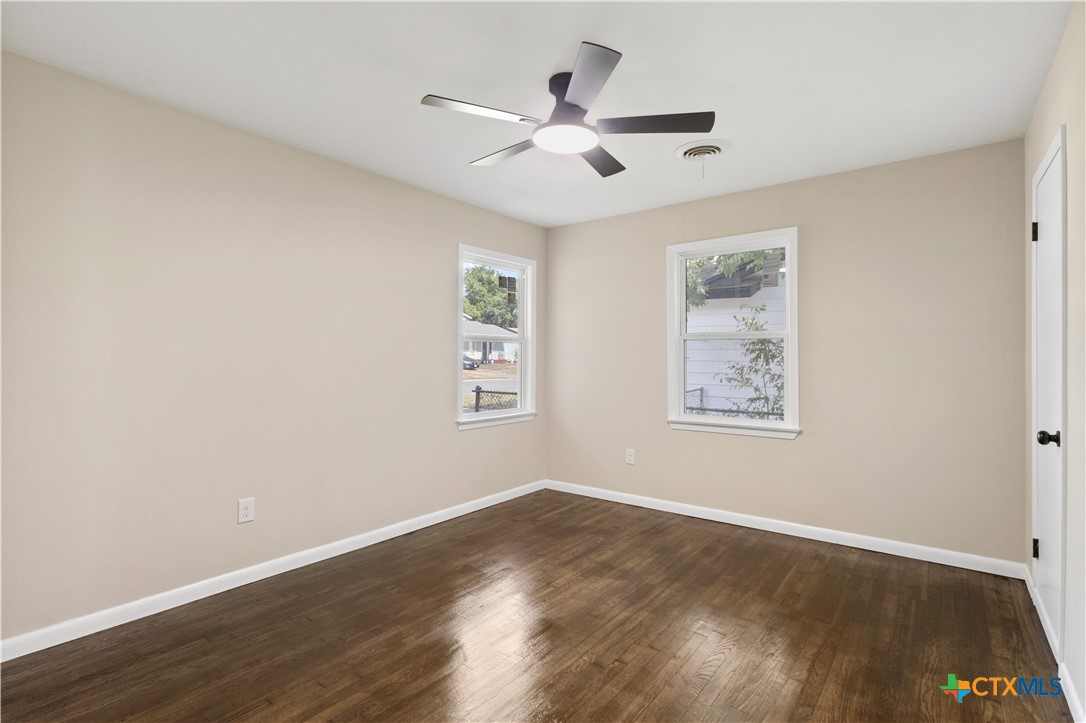 805 Hill Street Property Photo 29