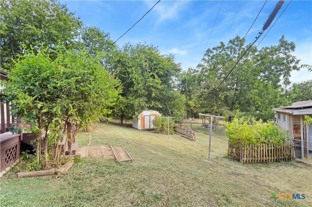 805 Hill Street Property Photo 38