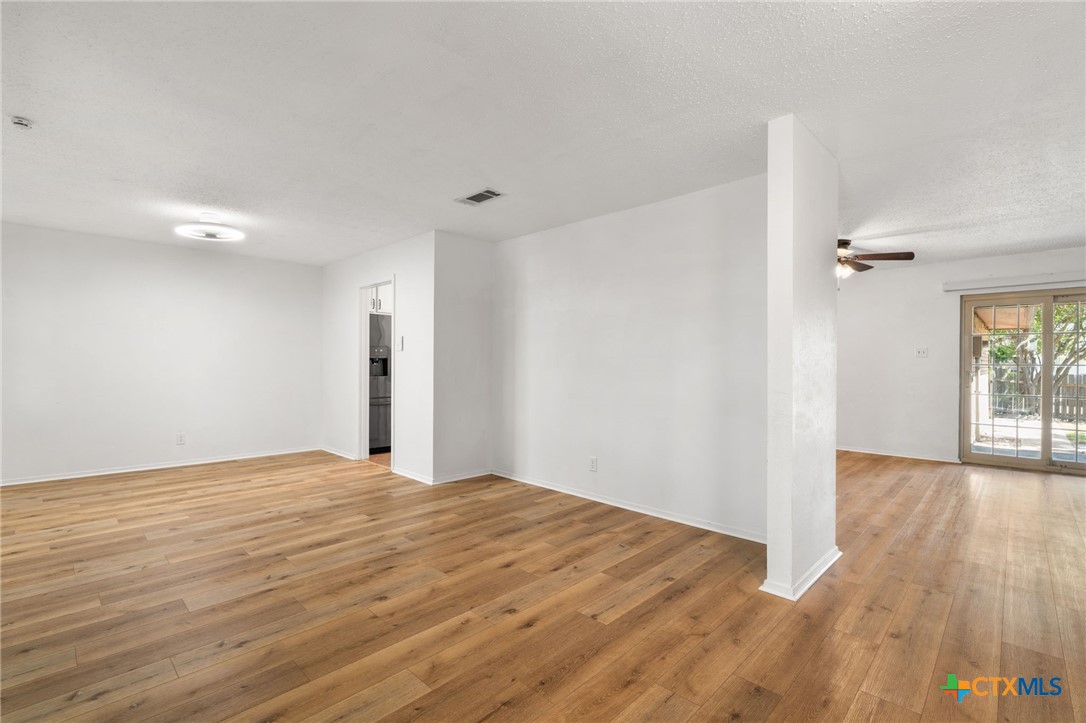 2202 Winchester Drive Property Photo 5