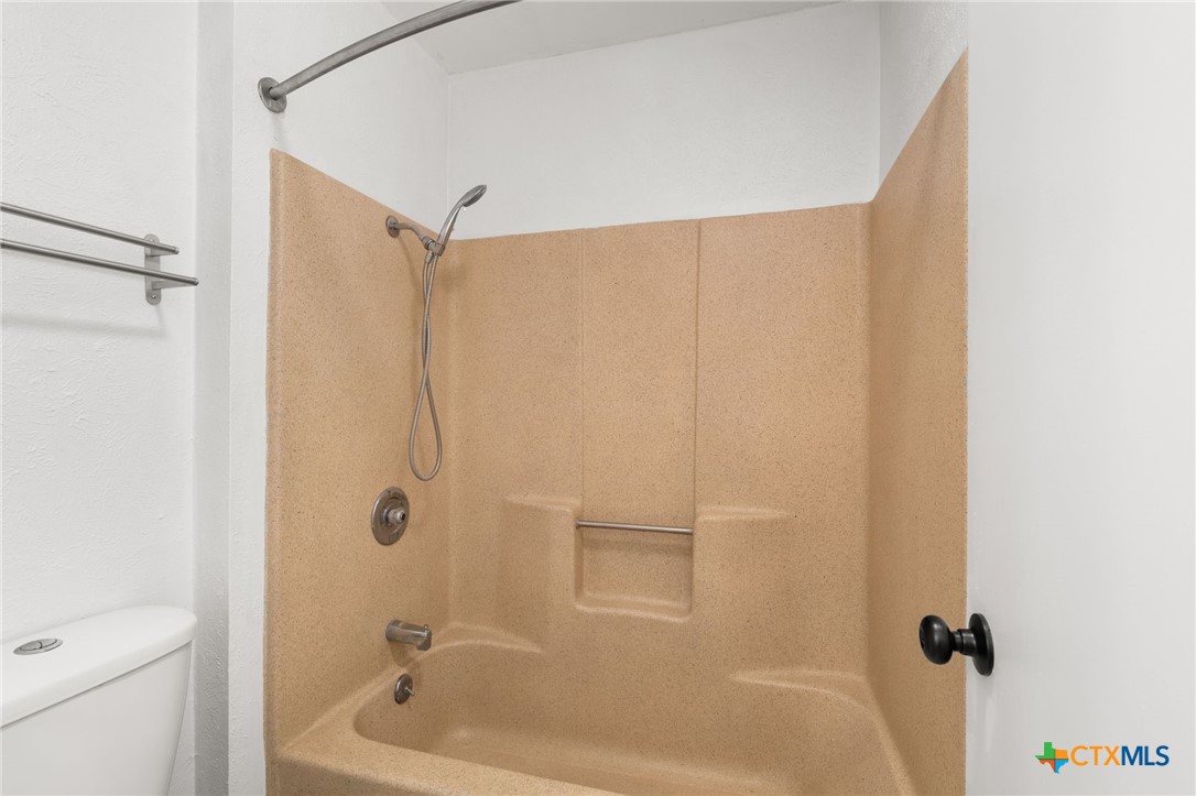 2202 Winchester Drive Property Photo 26
