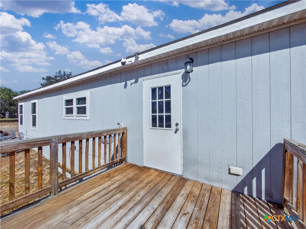 209 Sandy Oaks Drive Property Photo 30