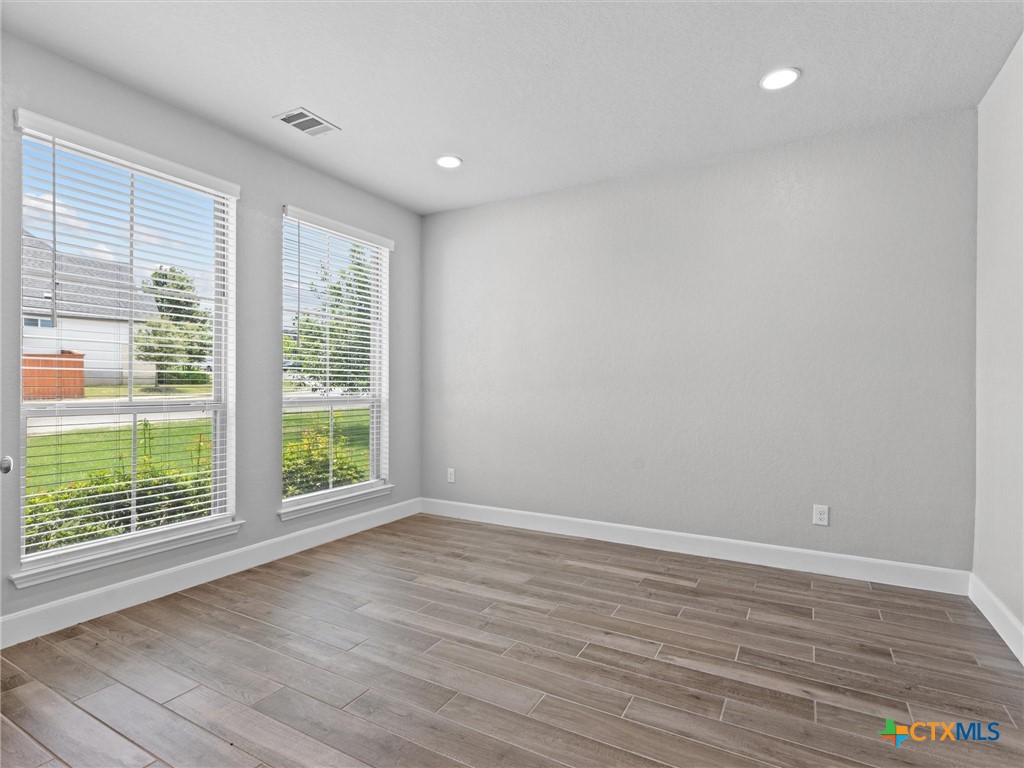 6501 Crockett Cove Property Photo 11