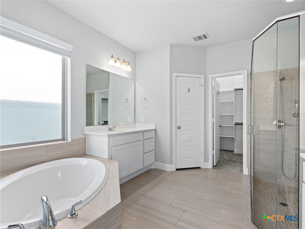 6501 Crockett Cove Property Photo 15