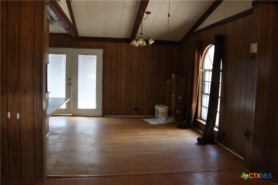 1103 Elyse Drive Property Photo 3