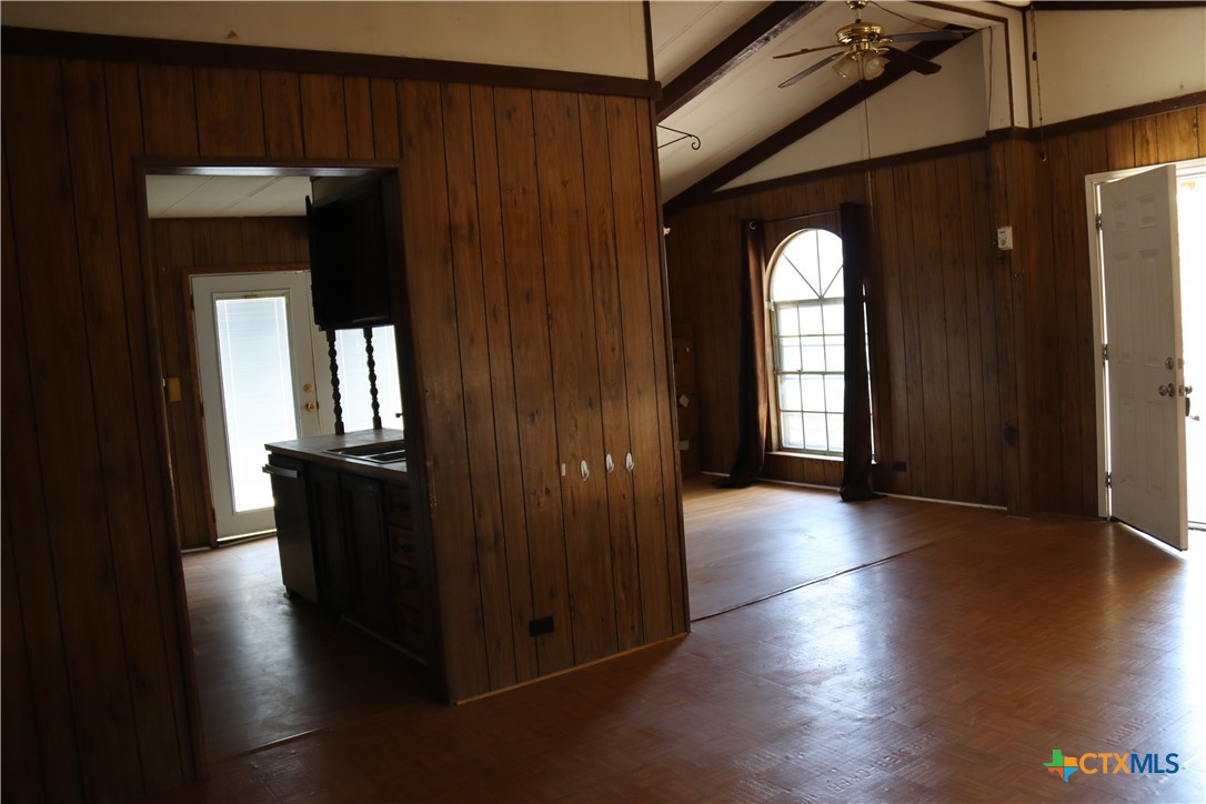 1103 Elyse Drive Property Photo 6
