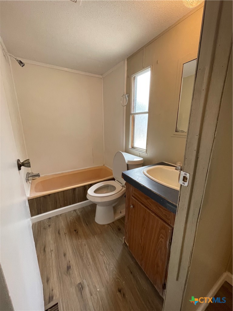 611 Buck Trail Property Photo 3