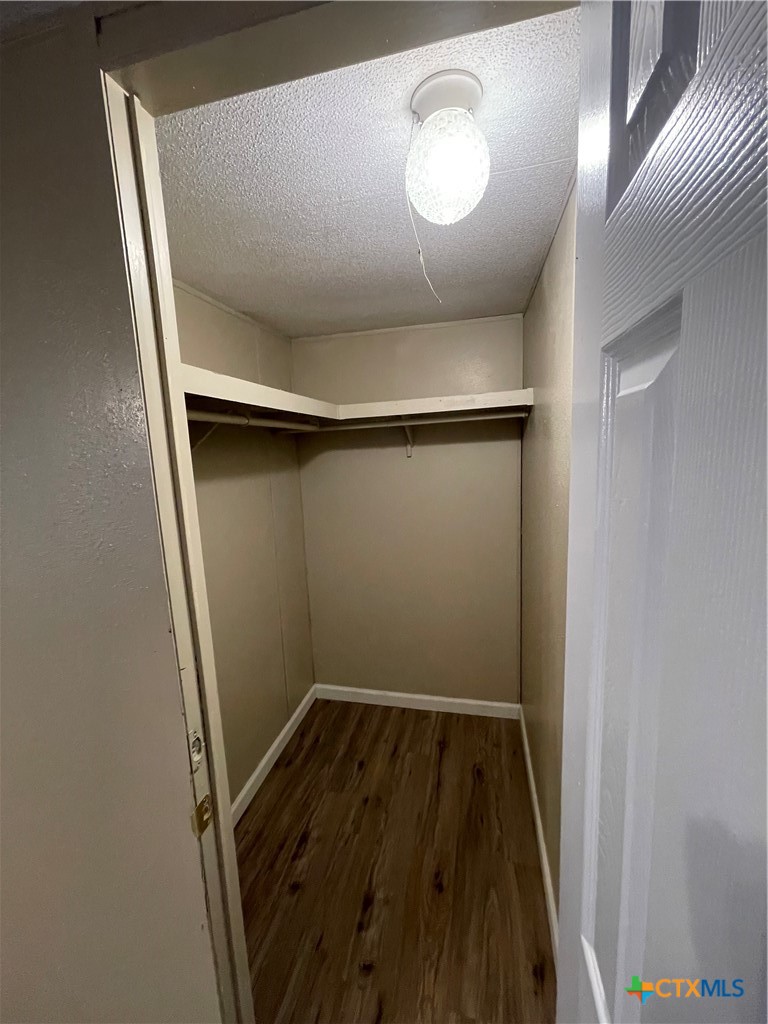 611 Buck Trail Property Photo 9