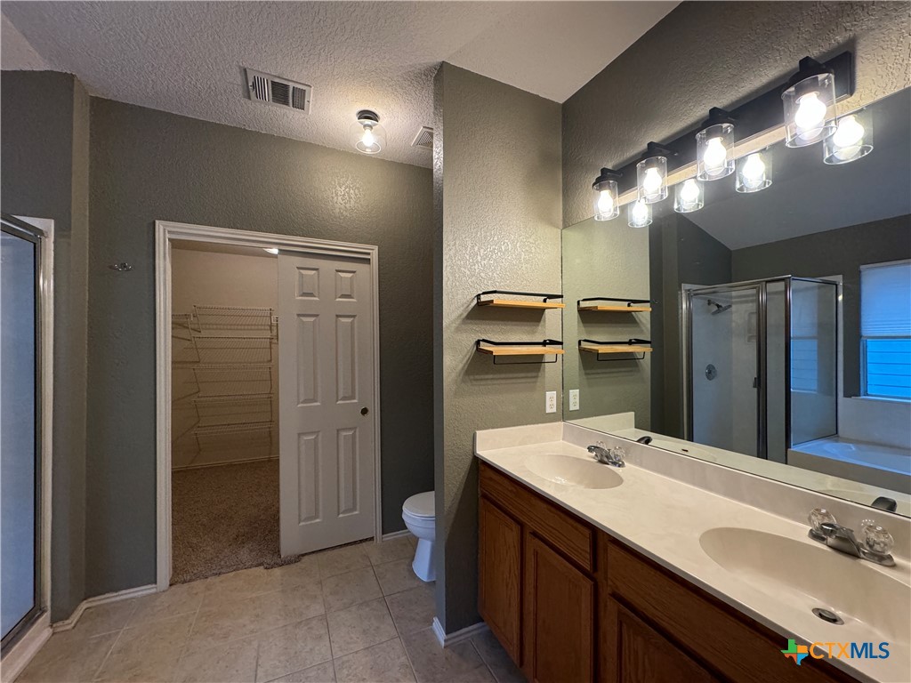 701 Sampson Property Photo 22