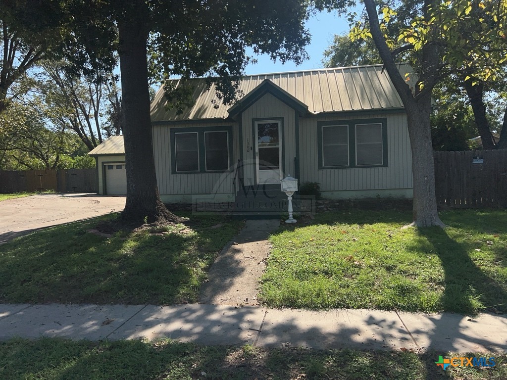 1306 Alexander Street Property Photo 1