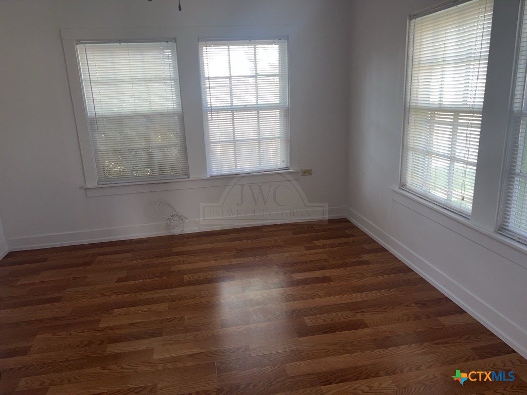 1306 Alexander Street Property Photo 4