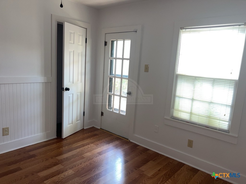 1306 Alexander Street Property Photo 11