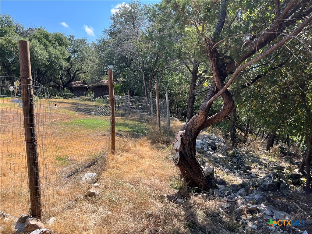 6692 Valley Drive Property Photo 4