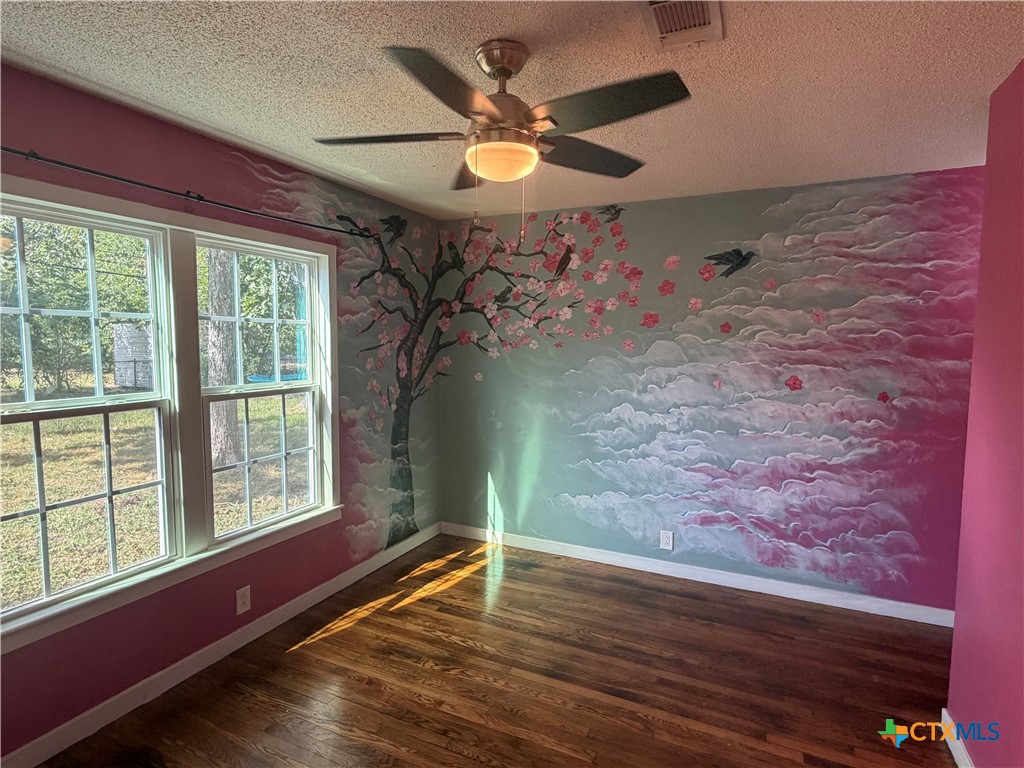 1801 E Walnut Avenue Property Photo 11