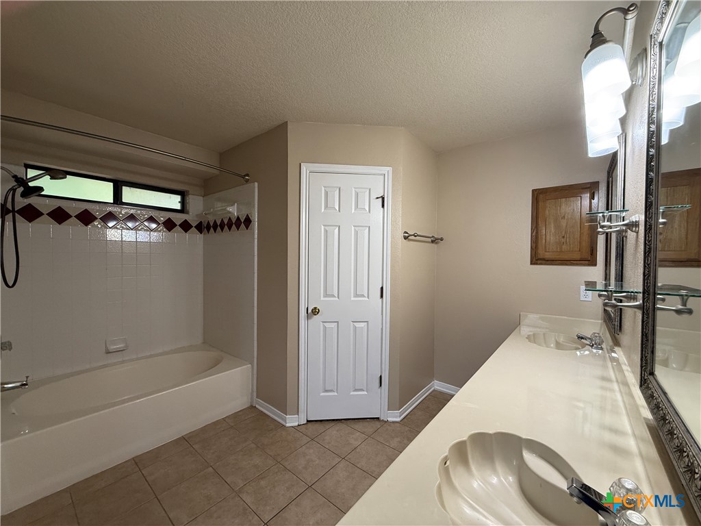 4103 Fawn Drive Property Photo 8