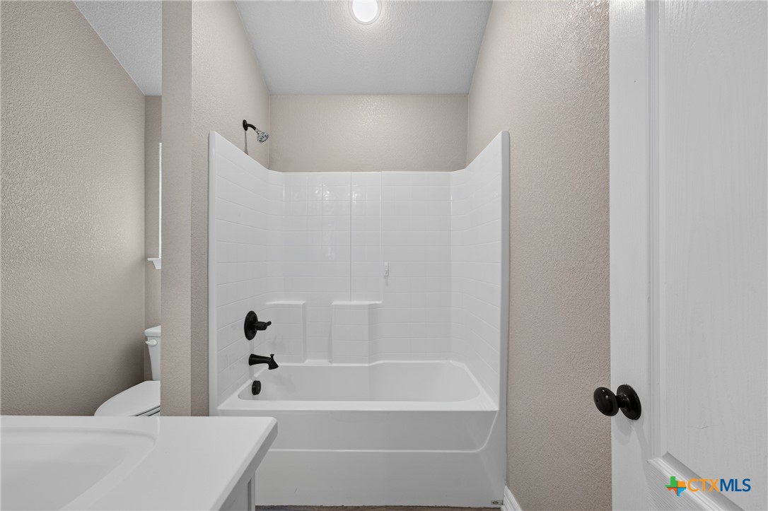 1818 Rustic Manor Drive Property Photo 30