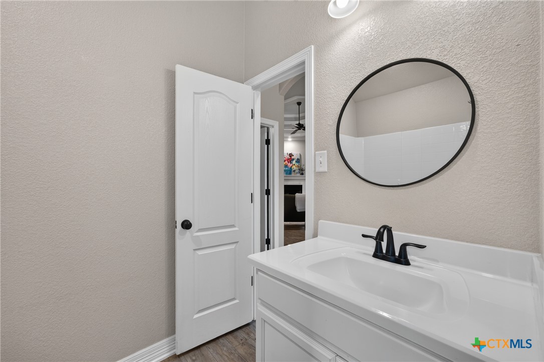 1818 Rustic Manor Drive Property Photo 31