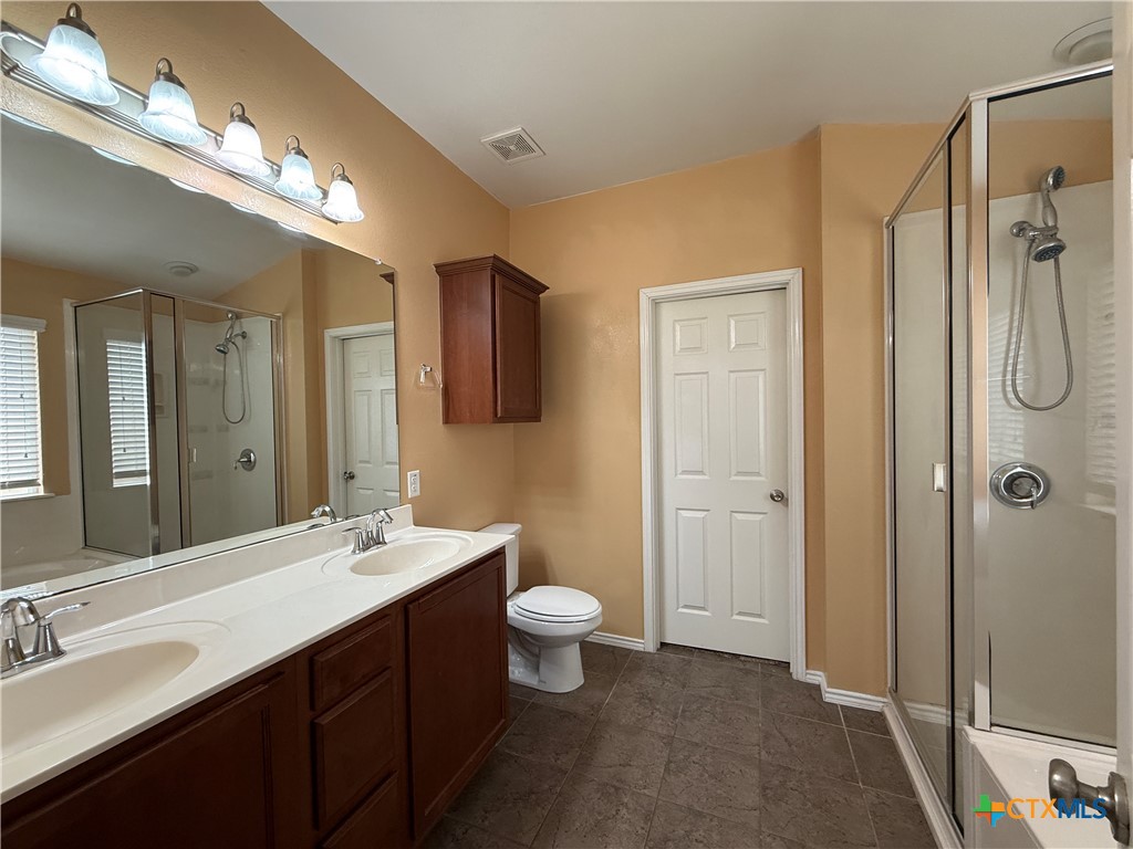 302 Sandra Sue Drive Property Photo 14