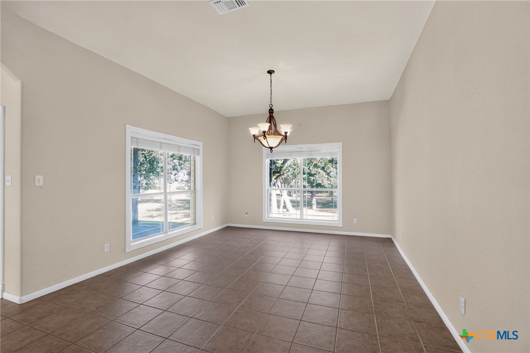 986 High Grove Road Property Photo 15