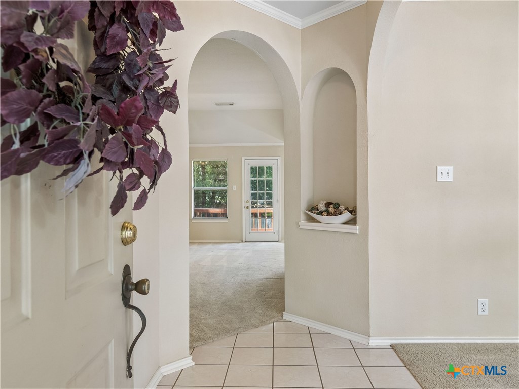 841 Dimrock Property Photo 4